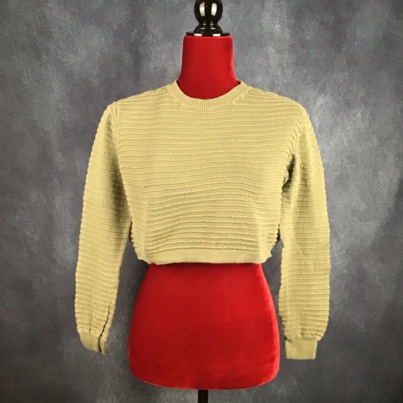 Divided Sweaters - H&M Divided Crop Sweater S